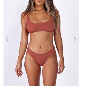 Skatie Mya top & Cheryl bottom Dune XS